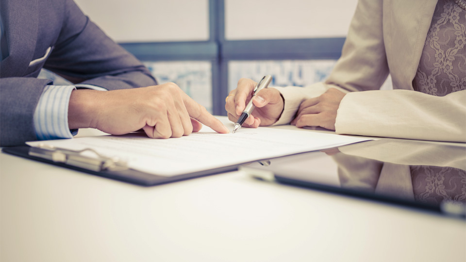 Revisao reajuste contrato administrativo